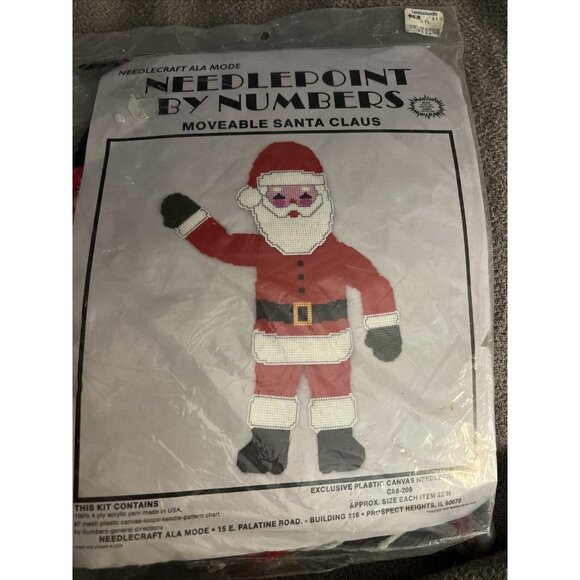New 1988 Plastic Canvas &yarn Moveable Santa Kit Complete - Picture 1 of 6